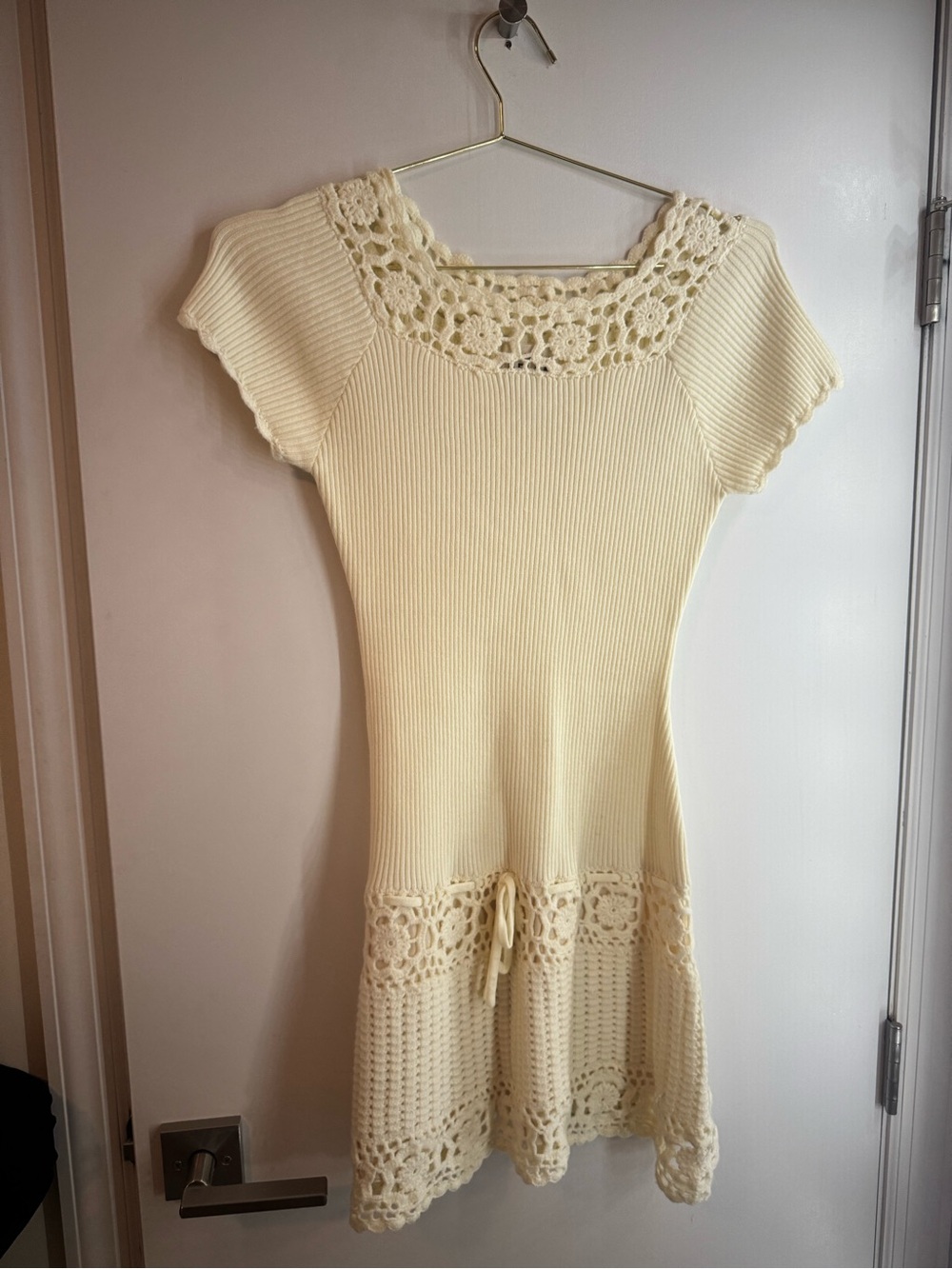 Frankieโs Bikiniโs X Bella Hadid Knit Cream Dress